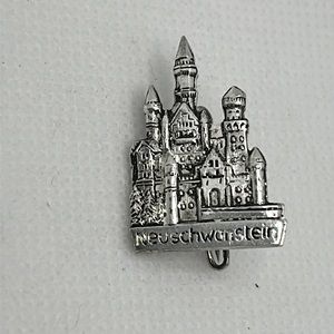 Vintage Neuschwanstein Hat PIN - Germany